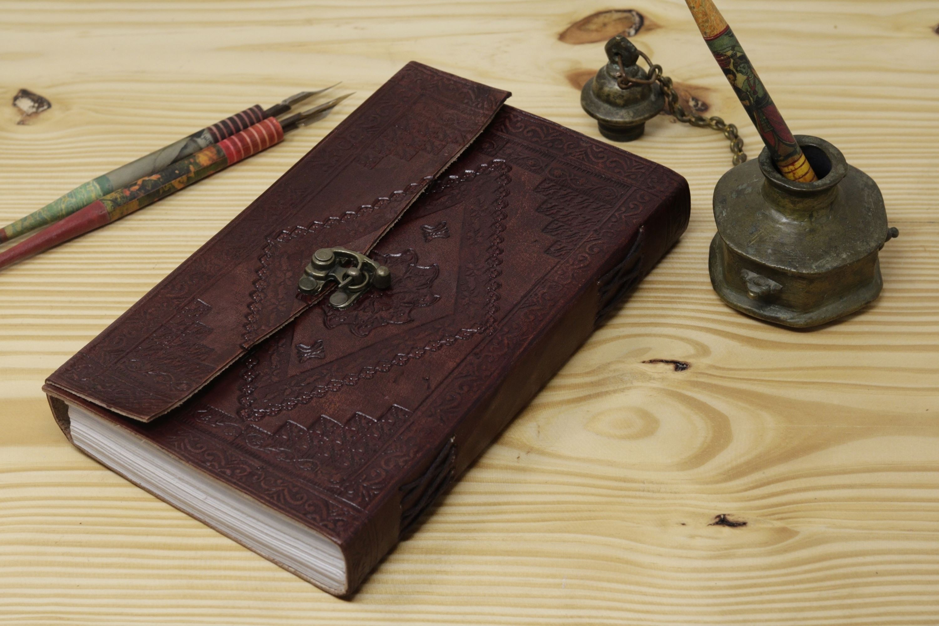 Vintage Handmade Leather Journal - Diamond Lock